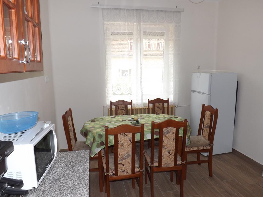 Appartamento Fagyoengy Sárvár Camera foto